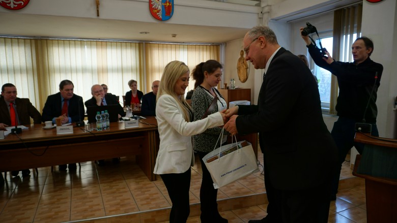 Praca pielęgniarek chrzanowskiego szpitala doceniona przez radę powiatu 