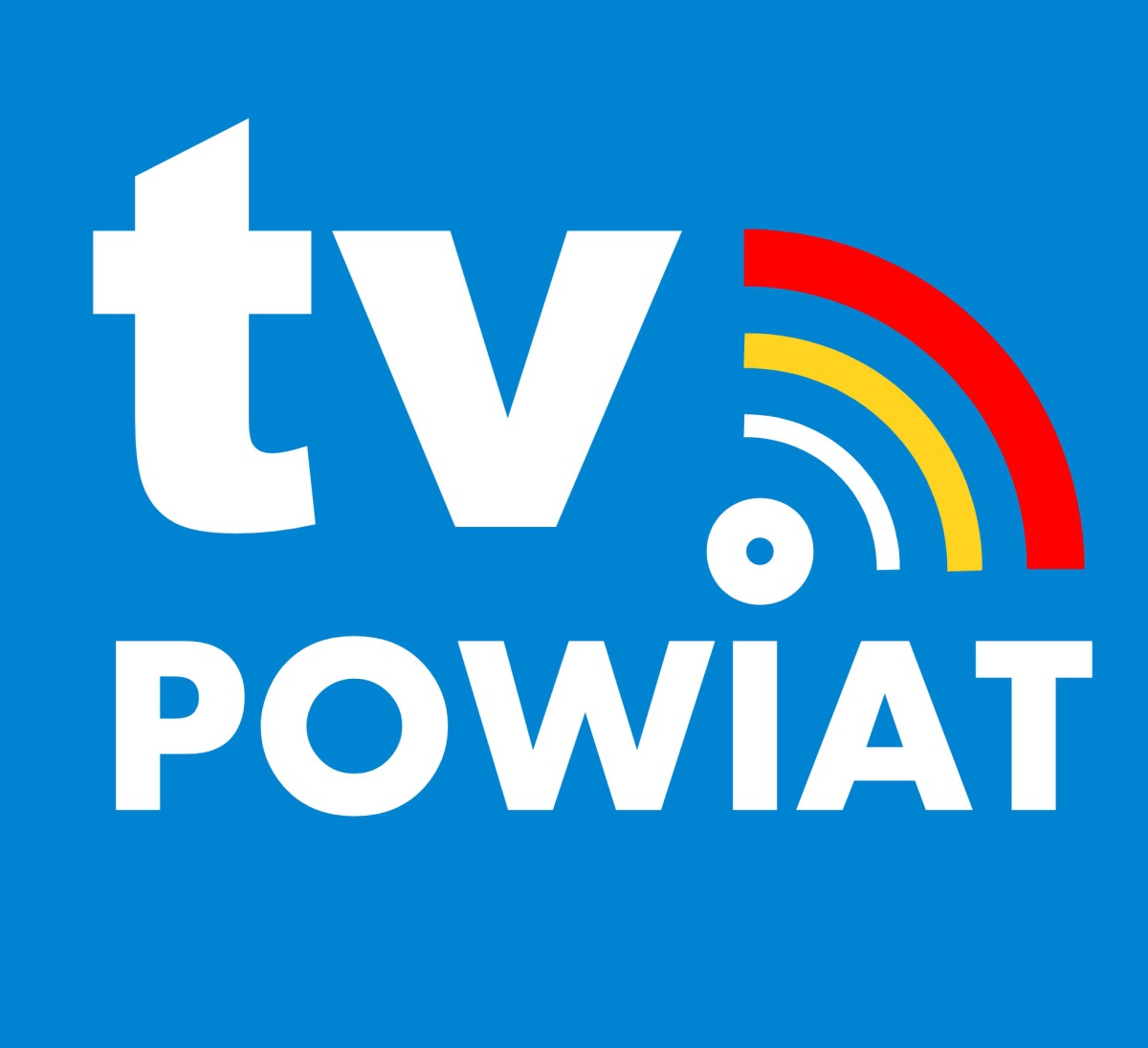 logo tv powiat - błękitne tło biały napis tv powiat  trzy łuki nad litera I czerwony, żółty, biały