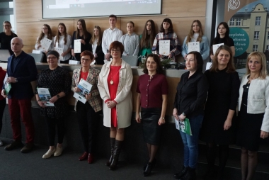 Zdjęcie zbiorowe. Uczestnicy konferencji 